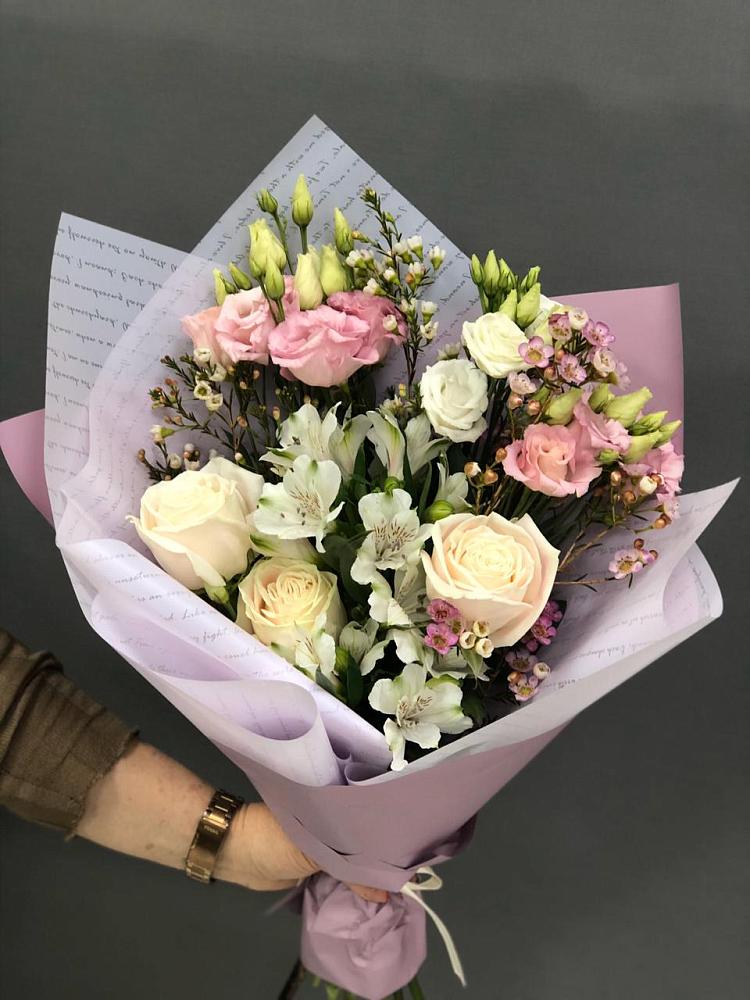 Букет цветов из: Альстромерии, Розы и Лизиантусы во Власово