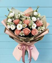 Букет цветов из:  Розы, Альстромерии и Лизиантусы во Власово