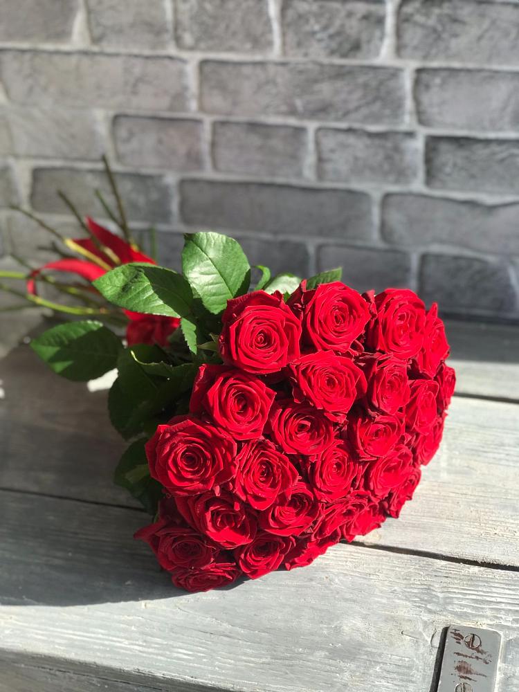 Букет Красные розы Фридом во Власово