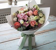 Букет цветов из:  Розы, Лизиантусы и Гвоздики во Власово