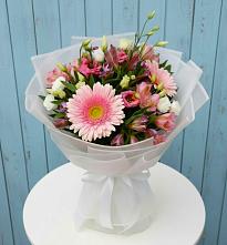 Букет цветов из:  Герберы, Альстромерии и Лизиантусы во Власово